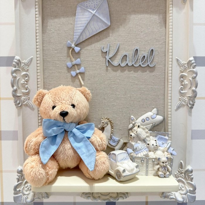 Quadro Maternidade Urso De Pelúcia Brinquedos - Vertical Azul Bebê - Imagem 2